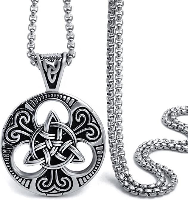 Retro Trendy Male Personality Punk Irish Concentric Knot Round Tag Pendant Necklace Sweater Accessories